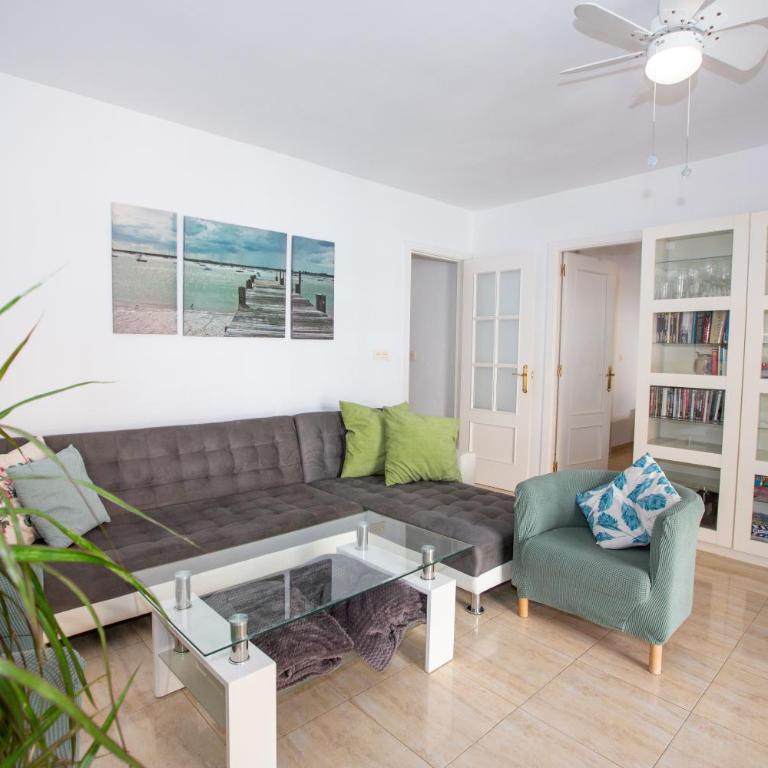 ESPECTACULAR PISO EN LA HERRADURA, con parking gratis en julio y agosto - Three-Bedroom Apartment - 9
