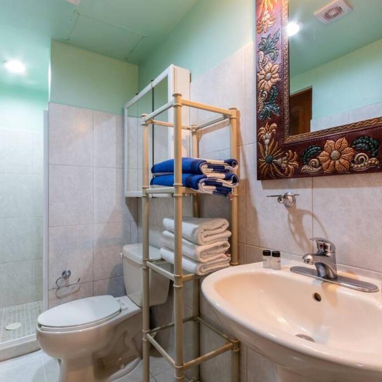 precioso depa y asombroso atardecer by G P S rentas - Two-Bedroom Apartment - 2
