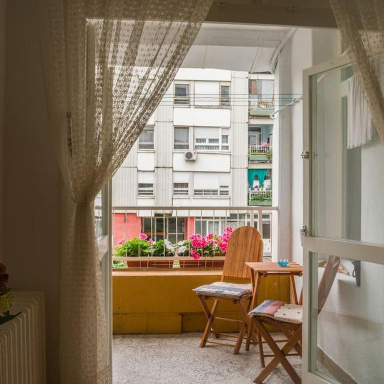 Made in Yugoslavia - Apartman sa 2 Spavaće Sobe - 3