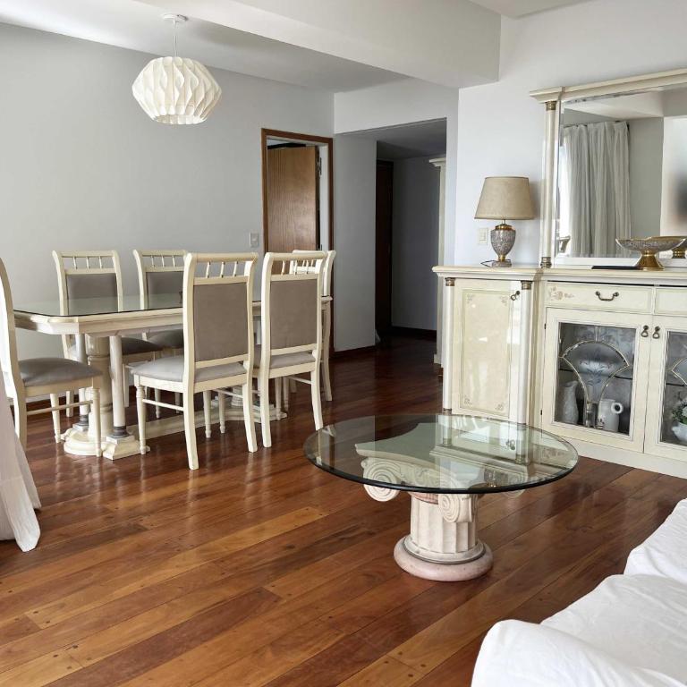 Dto vista al mar con cochera La Perla 4PX I Hola Sur - Apartamento de 2 dormitorios - 8