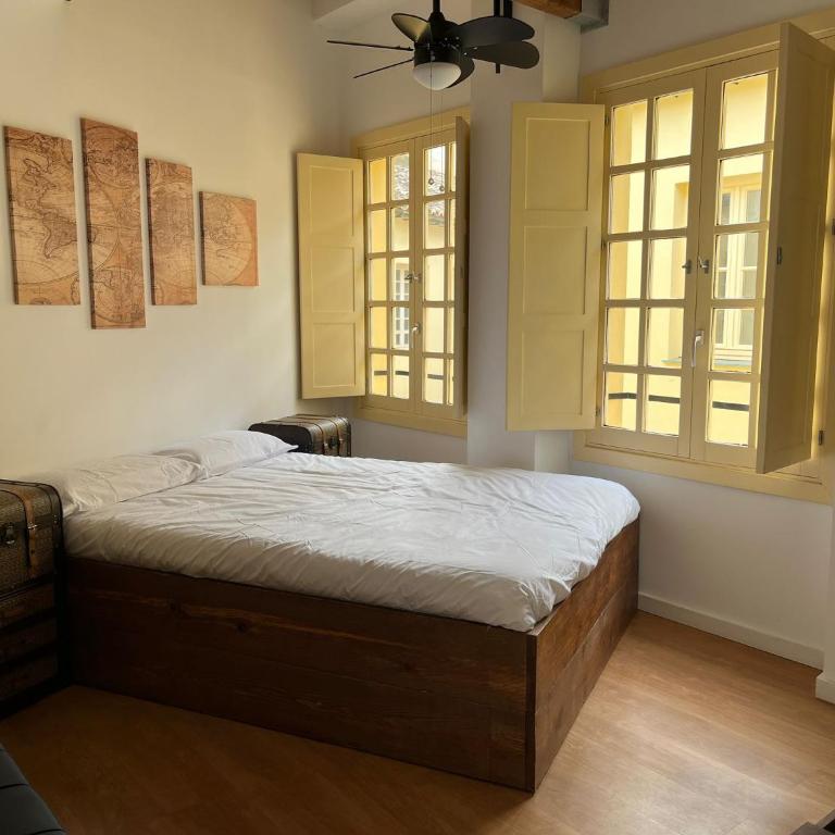 Luxury Apartments Chinitas 11 - Loft - 12
