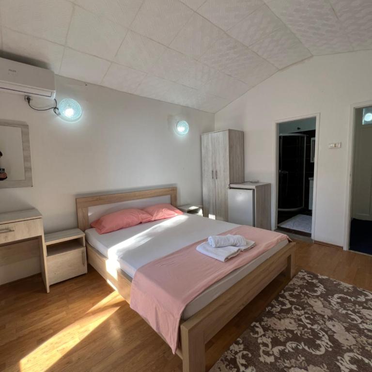 Apartments Nautilus - Klasična Trokrevetna Soba - 3