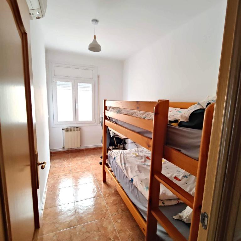 Sunny Cambrils flat with balcony and sea views - Superior Apartment - 28