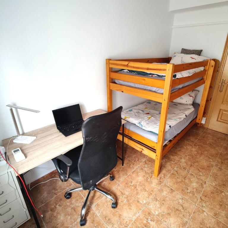 Sunny Cambrils flat with balcony and sea views - Superior Apartment - 29