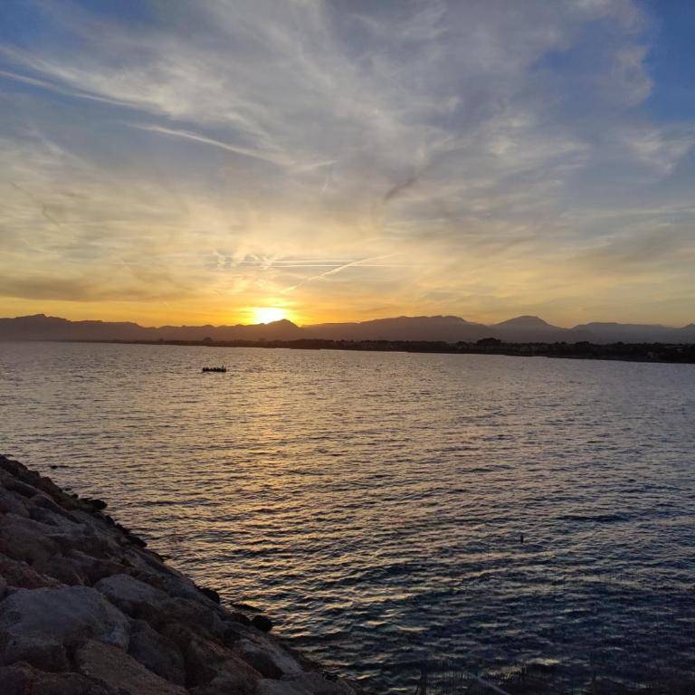 Sunny Cambrils flat with balcony and sea views - Superior Apartment - 33