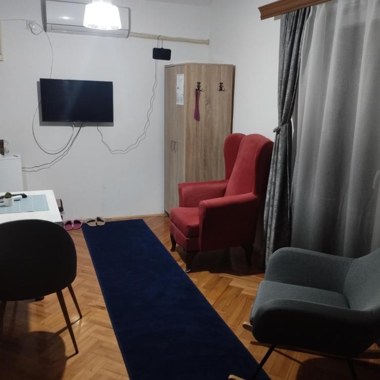 Apartmani Marić in Vrnjacka Banja - One-Bedroom Apartment - 6