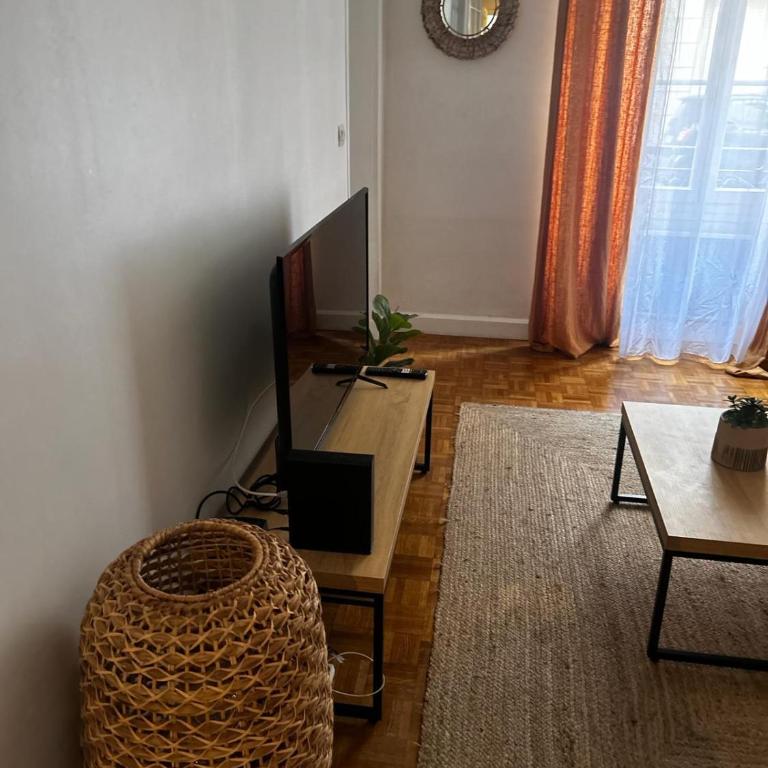 Appartement au coeur de paris à 1 kilomètre de la Tour Eiffel - Appartement 1 Chambre - 4