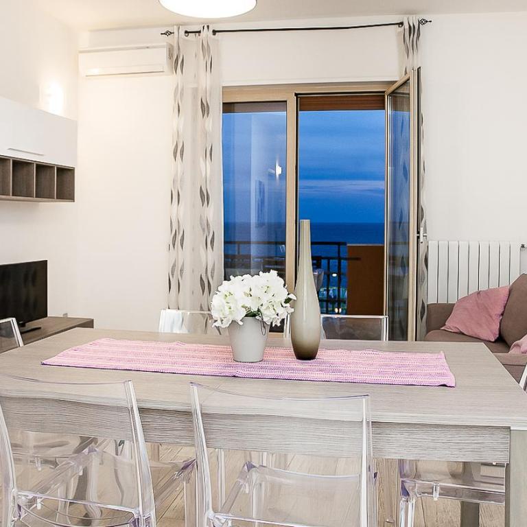 Appartamenti Zenith con splendida vista Mare! - Apartment with Sea View - 1