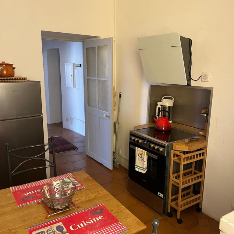 Le Laetitia - appartement de charme dans la vieille ville avec vue mer - Appartement 2 Chambres - Vue sur Mer - 9