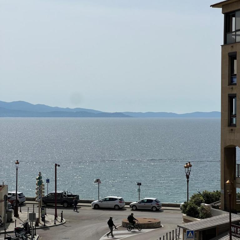 Le Laetitia - appartement de charme dans la vieille ville avec vue mer - Appartement 2 Chambres - Vue sur Mer - 20