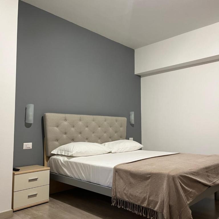 Bella Vita Guesthouse -parcheggio privato interno - Camera Deluxe - 5