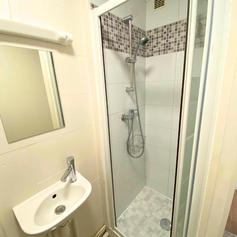 L'Escale Appartements et Suites en bord de Mer - Studio - 1