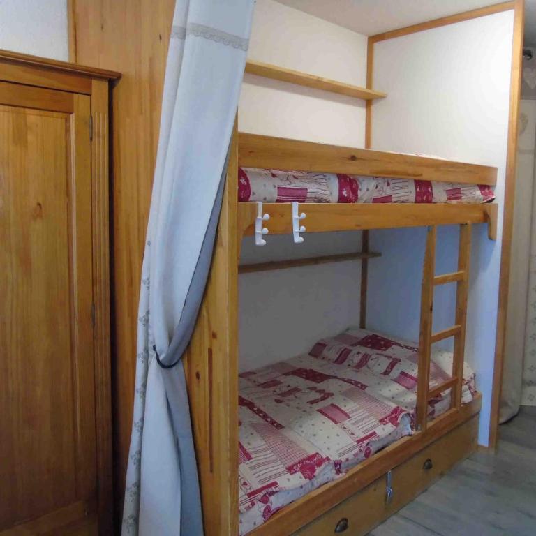 Charmant studio à Valfréjus, proche télécabine, commerces, balcon, 4 pers, animaux admis. - FR-1-561-10 - Estudio - 9