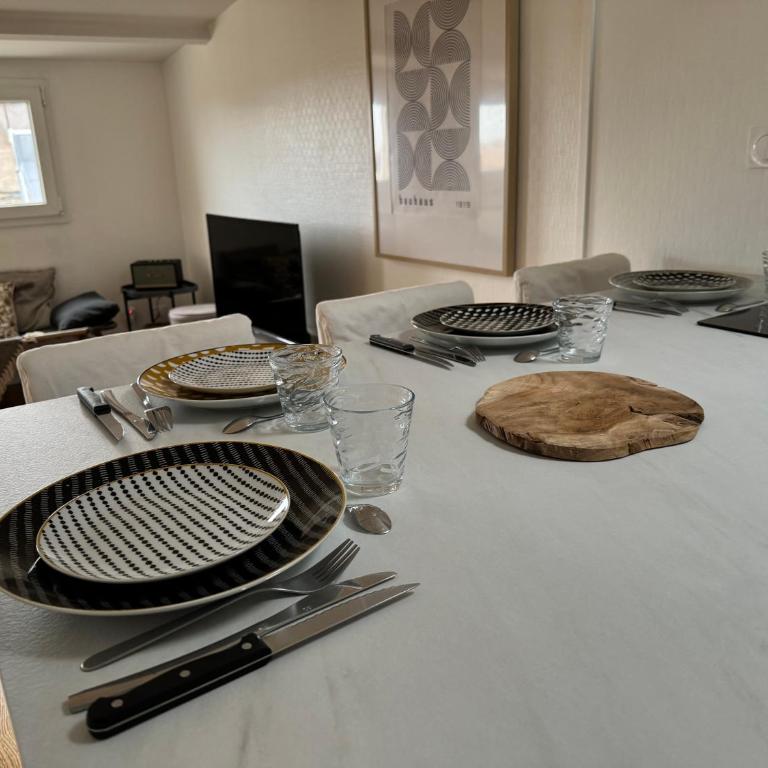 ღ La Cabane Rochelaise • Vue sur le vieux-port - Appartement 2 Chambres - 17