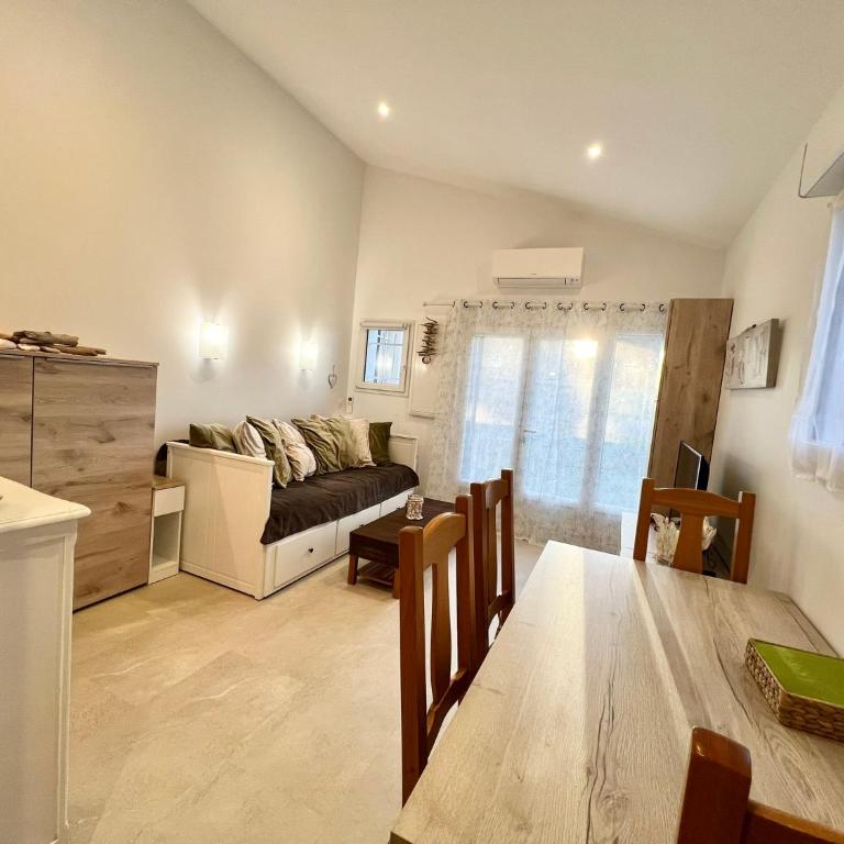 Bastide du Levant - 50m plage - Rez de jardin - Appartement - Vue sur Jardin - 8