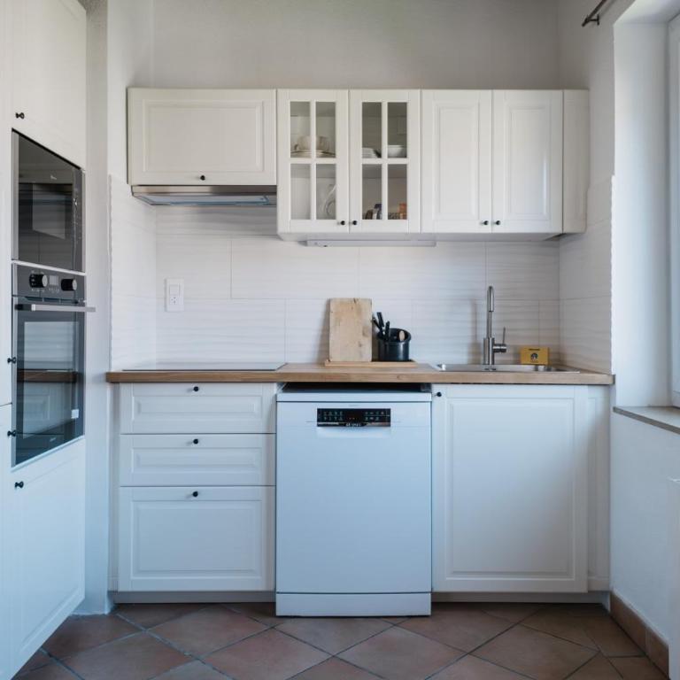 AllinLyon | Vue place Célestins - Apartment - 6