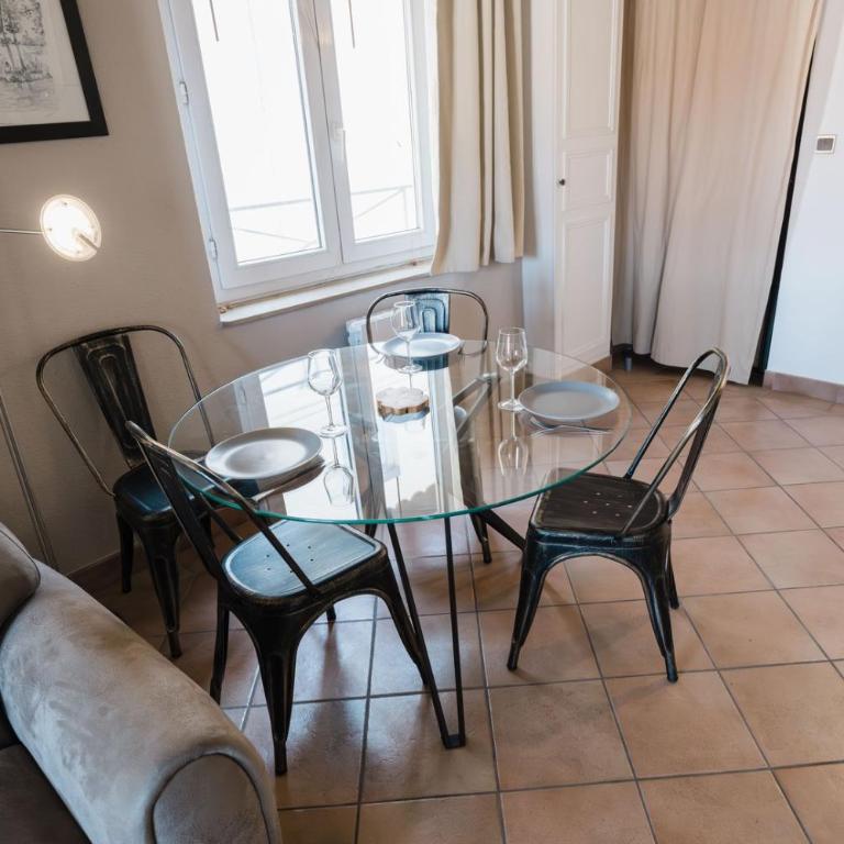 AllinLyon | Vue place Célestins - Apartment - 13