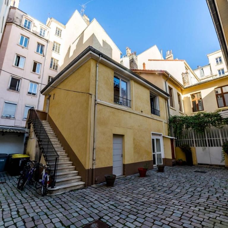 All in Lyon | Studio calme en centre-ville - Studio - 24