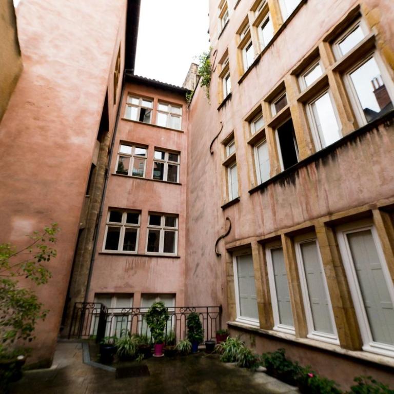 All in Lyon | Grand duplex avec vue sur Fourvière - Appartement - 34