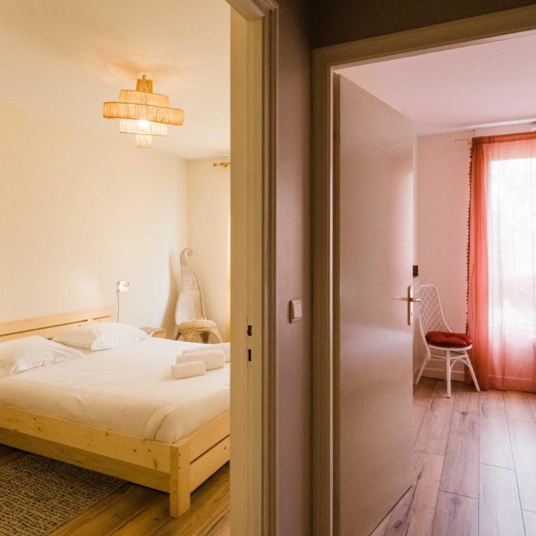 AllinLyon | Balcon calme vue St-Bernard - Appartement avec Balcon - 55