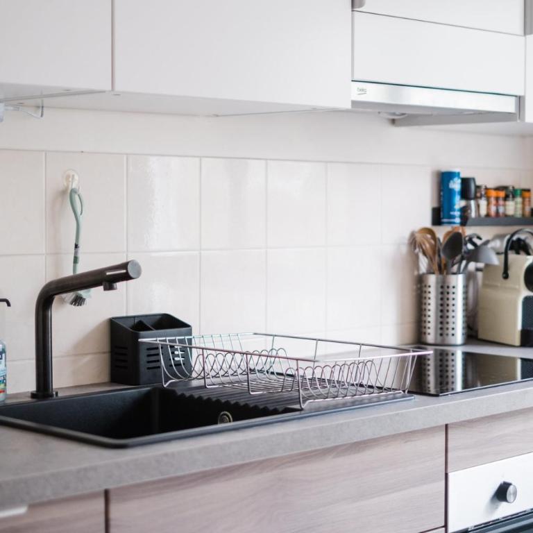 AllinLyon | Balcon calme vue St-Bernard - Appartement avec Balcon - 48