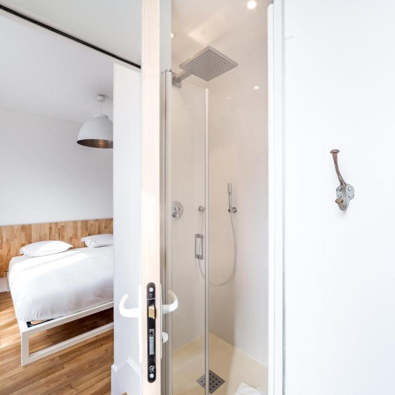 MODERNE - PartDieu l Spacieux l Bureau by Dreamy Flat Lyon - Deluxe Apartment - 16