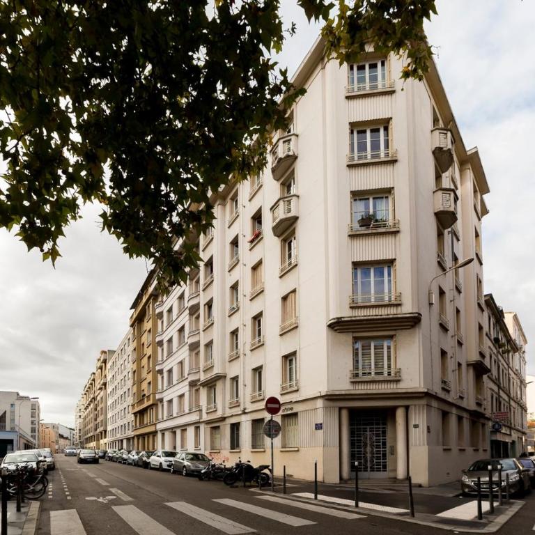 All in Lyon | Studio confortable | métro Garibaldi - Appartement - 22