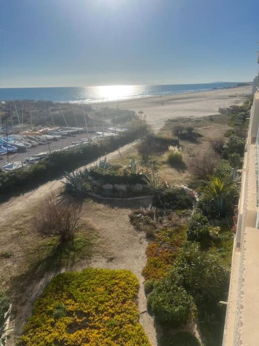 Superbe Appartement Vue Mer T3 70m2 - Appartement 2 Chambres - 17