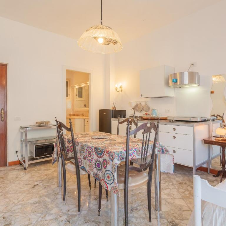 Golden and Silver Apartments by Wonderful Italy - Apartment with Balcony - 7