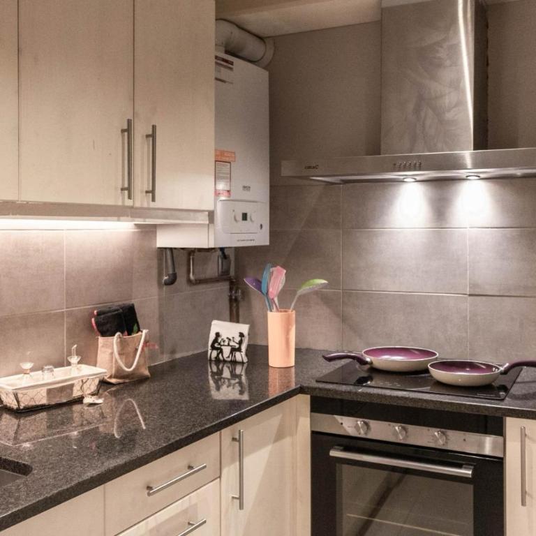 Acogedor y céntrico - Two-Bedroom Apartment - 10