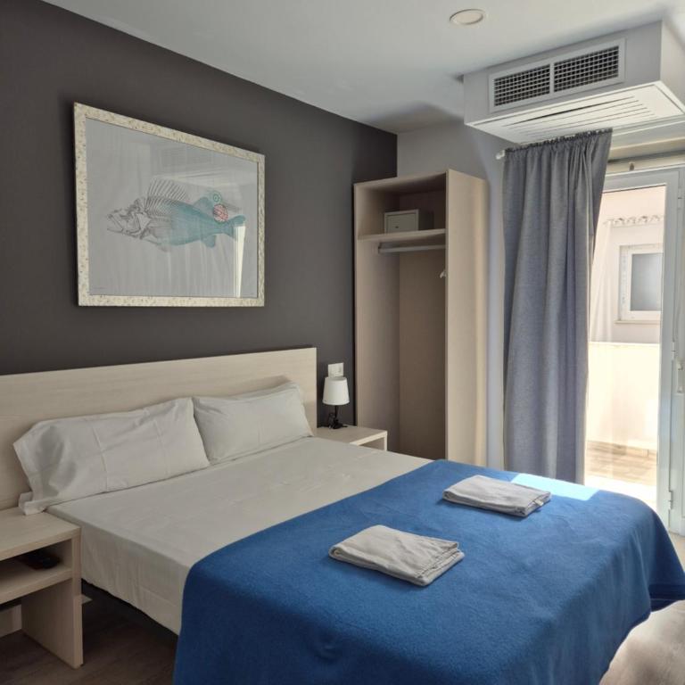 Blu Hostal Diana - Habitación Doble - 1 o 2 camas - 3