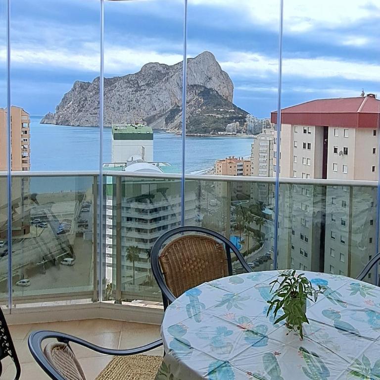 Esmeralda Seaview-Suites - One-Bedroom Apartment - 6