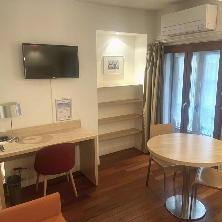 Best Western Lyon Saint-Antoine - Studio Lit Queen-Size - Non-Fumeurs - 5
