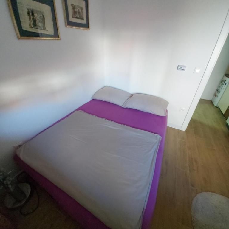 Apartman Elit - One-Bedroom Apartment - 3