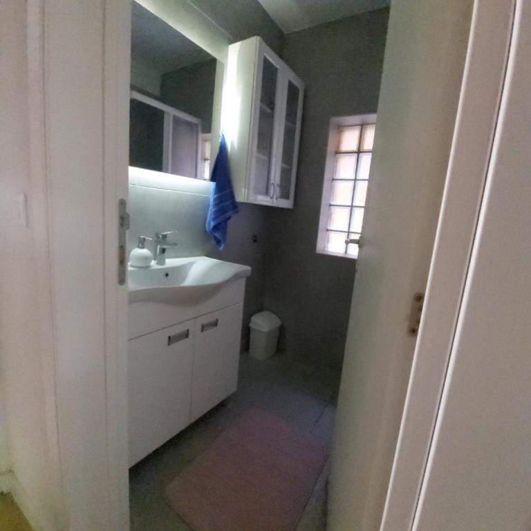 Apartman Elit - One-Bedroom Apartment - 4
