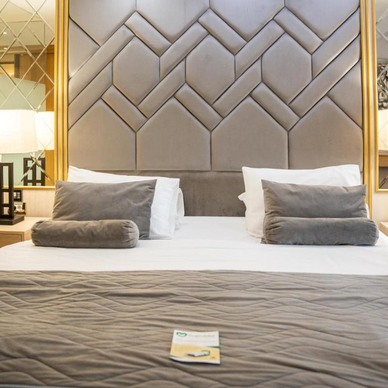 A Hoteli - Hotel Park - Standardna Dvokrevetna Soba sa Bračnim Krevetom - 6