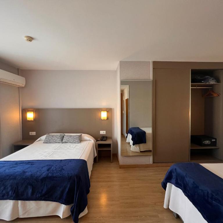 Hotel Montesol Benidorm - Habitación Cuádruple con terraza - 4