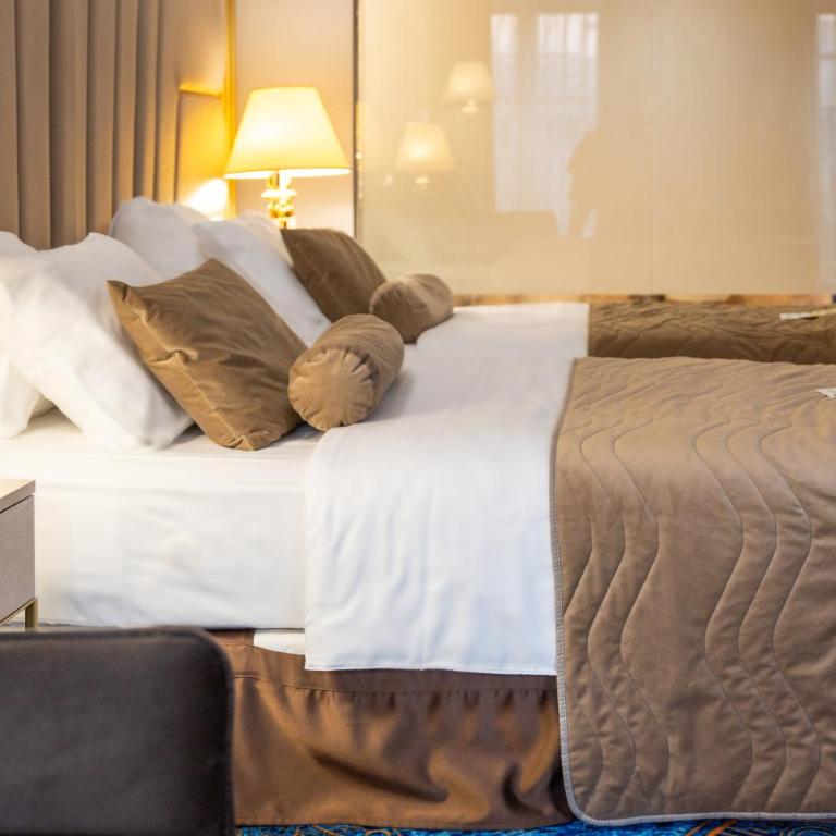 A Hoteli - Hotel Park - Dvokrevetna Soba sa Zasebnim Krevetima i Dodatnim Krevetom - 8