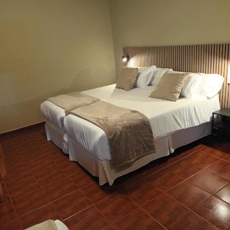 Hotel San Francisco - Habitación Familiar - 4