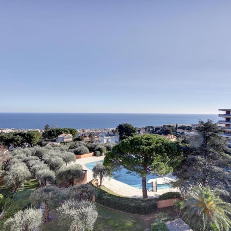 Nice Apartment Pool Large Terrace Parking Air Conditioning 2 Bedrooms - Appartement 2 Chambres - 3