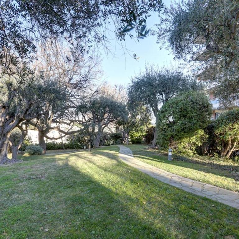 Nice Apartment Pool Large Terrace Parking Air Conditioning 2 Bedrooms - Appartement 2 Chambres - 20