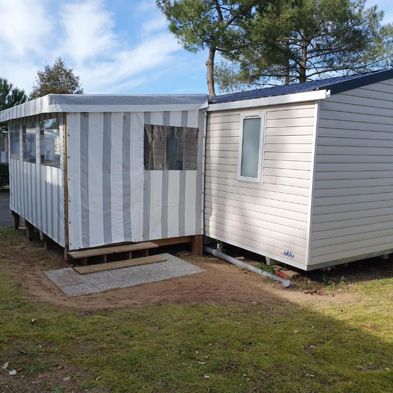 Camping du Bois Dormant - Mobile Home - 13