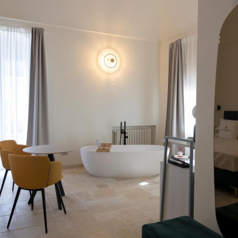 Suites Dimora Garibaldi - Suite mit Kingsize-Bett - 3