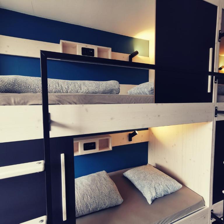 Backpackers Luzern - Einzelbett im gemischten 4-Bett-Schlafsaal mit Gemeinschaftsbad - 3