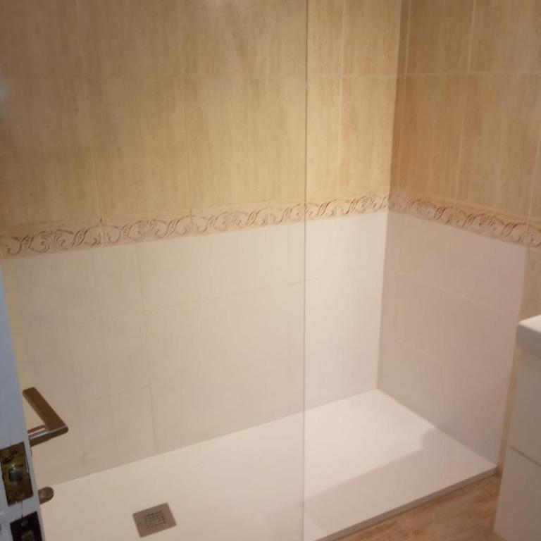 SingularStays Quevedo II - Two-Bedroom Apartment - 32