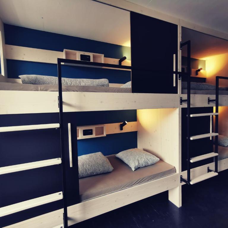 Backpackers Luzern - Einzelbett im Schlafsaal für Männer mit 4 Betten und Gemeinschaftsbad - 3