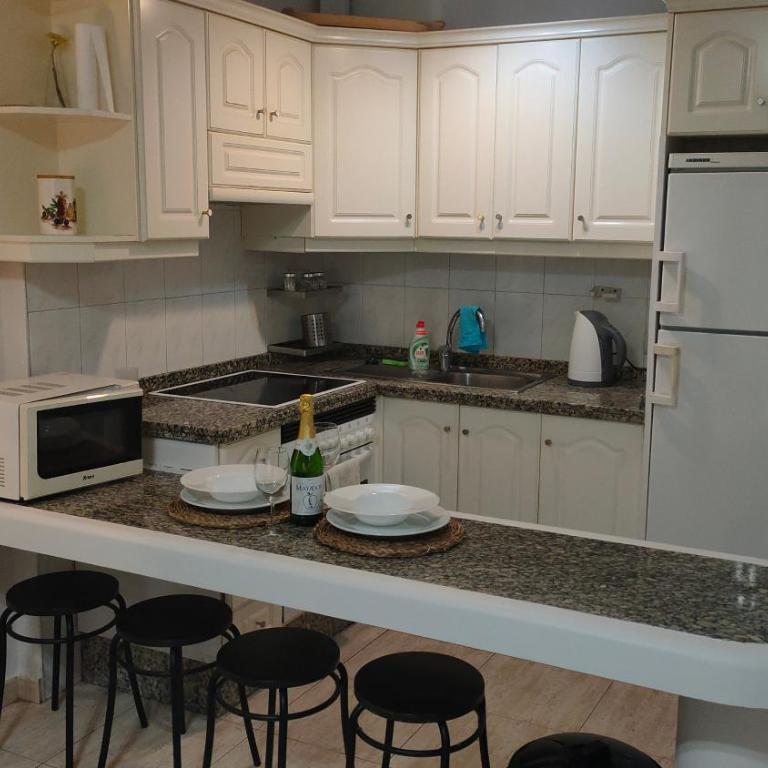 Centric beach front appartment - One-Bedroom Apartment - 17