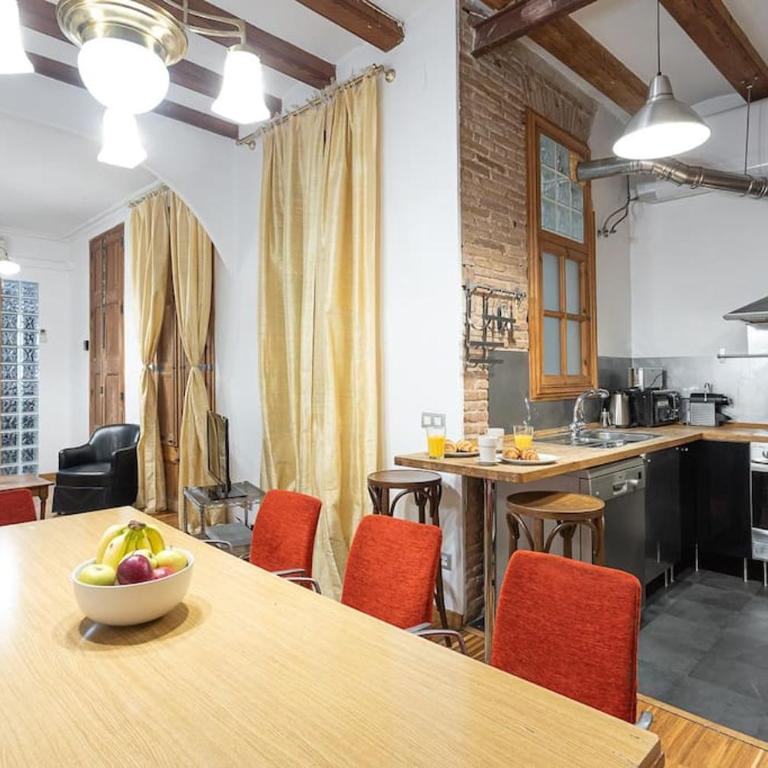 Canela Homes BARCELONA JOVELLANOS - Three-Bedroom Apartment - 30