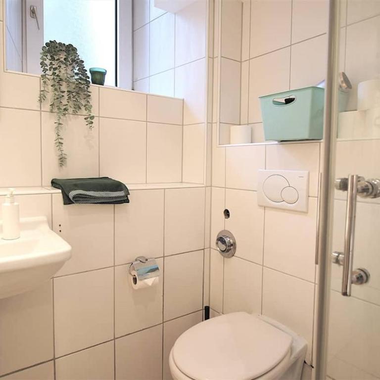 fully equipped apartment near main station - Apartment mit 1 Schlafzimmer - 10
