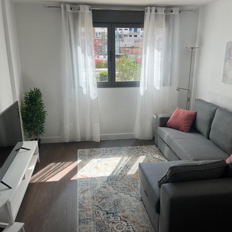 Valdebebas Formula 1 con garaje gimnasio y piscina - Apartment mit 1 Schlafzimmer - 30